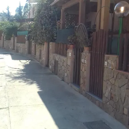 Casa Simius בית נופש *